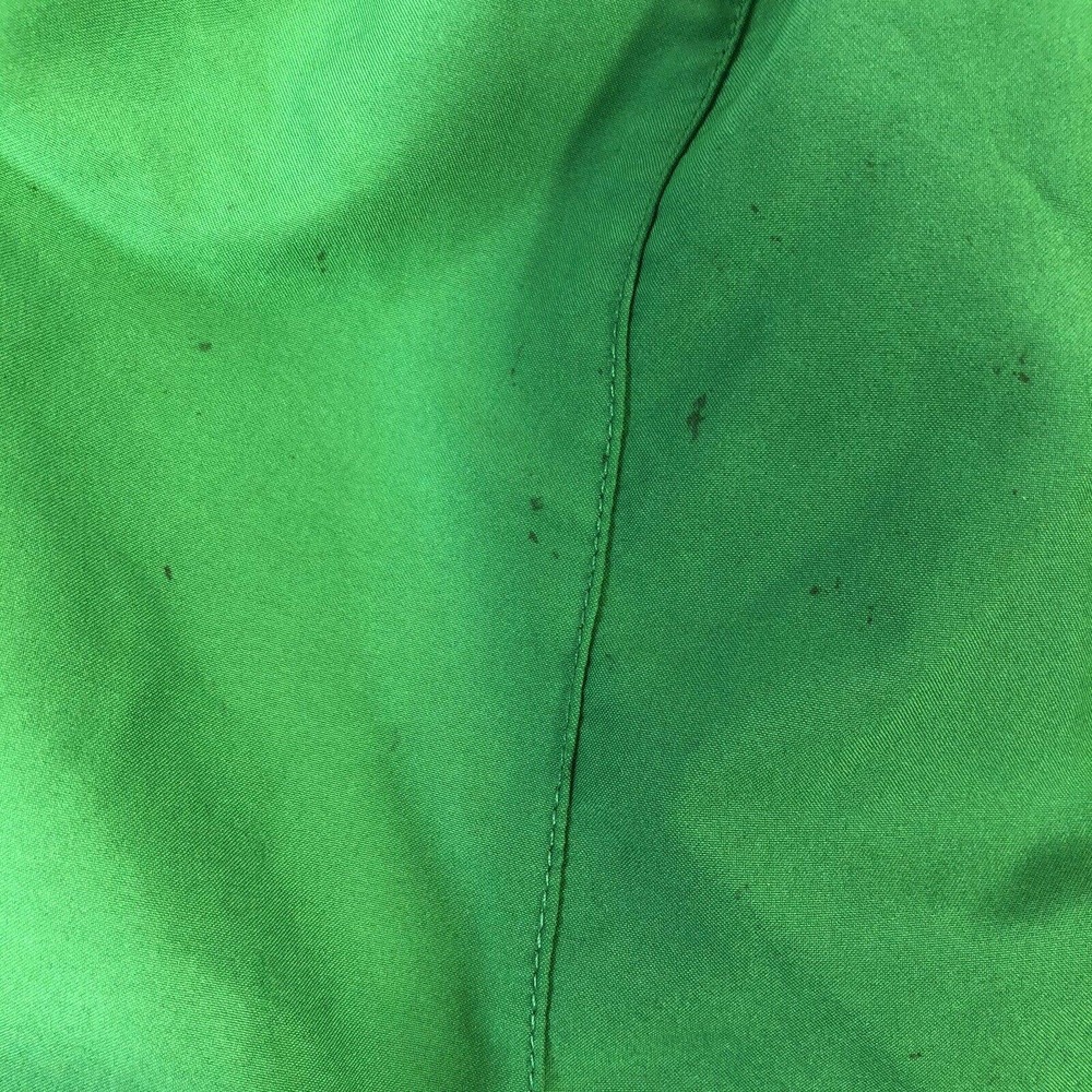 Under Armour Heat Gear Green Short Line Size Medium Running Jogging Athletic - Picture 9 of 12